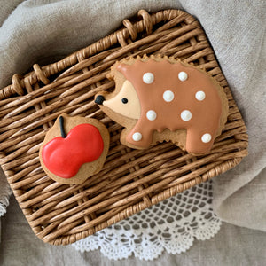 Hedgehog and Apple